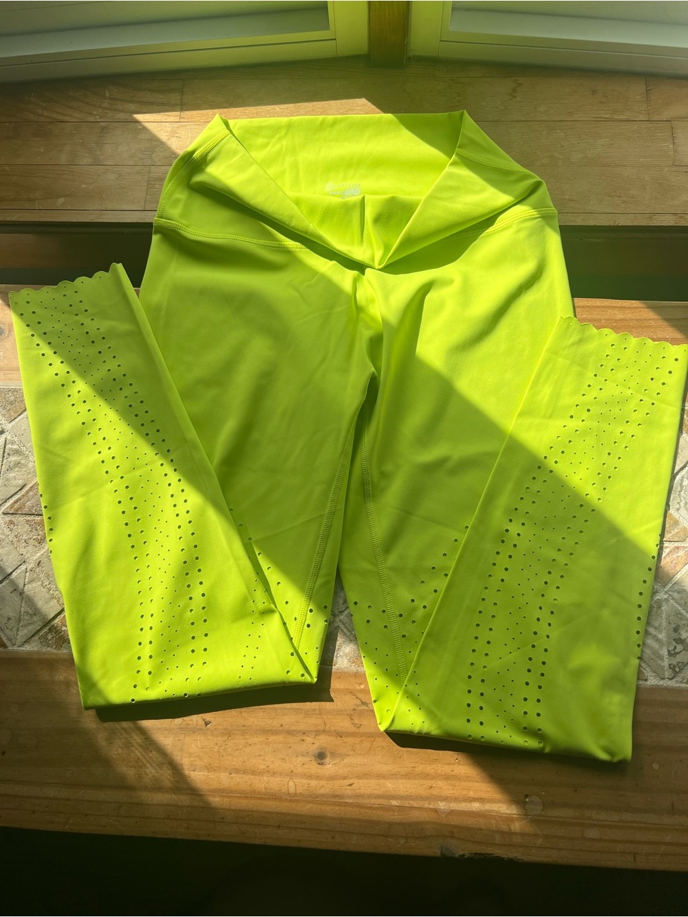 OFFLINE by Aerie High Rise Ankle Leggings Women's L Green Solid Logo Yoga # 394